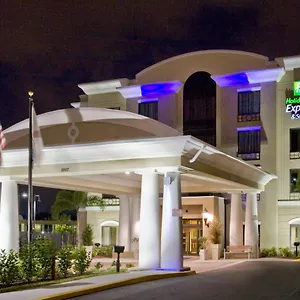 ** Hotel Express & Tampa-usf-busch Gardens By Ihg Estados Unidos da América